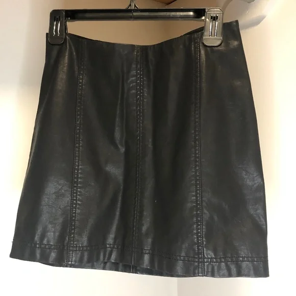 Free People leather mini skirt - Picture 1 of 2